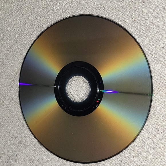 DVD: Fringe - Complete First Season - Picture 4 of 16